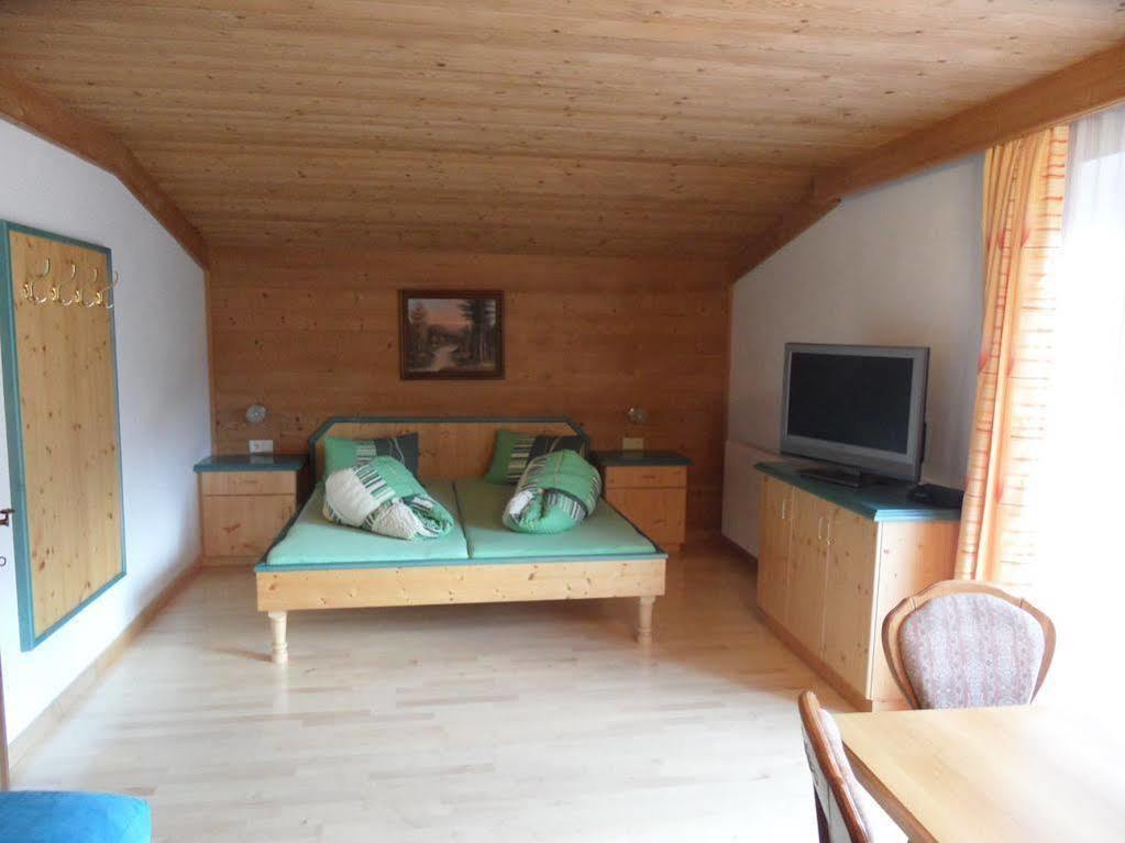Landhaus Taxach Σάαλμπαχ-Χίντεργκλεμ Εξωτερικό φωτογραφία