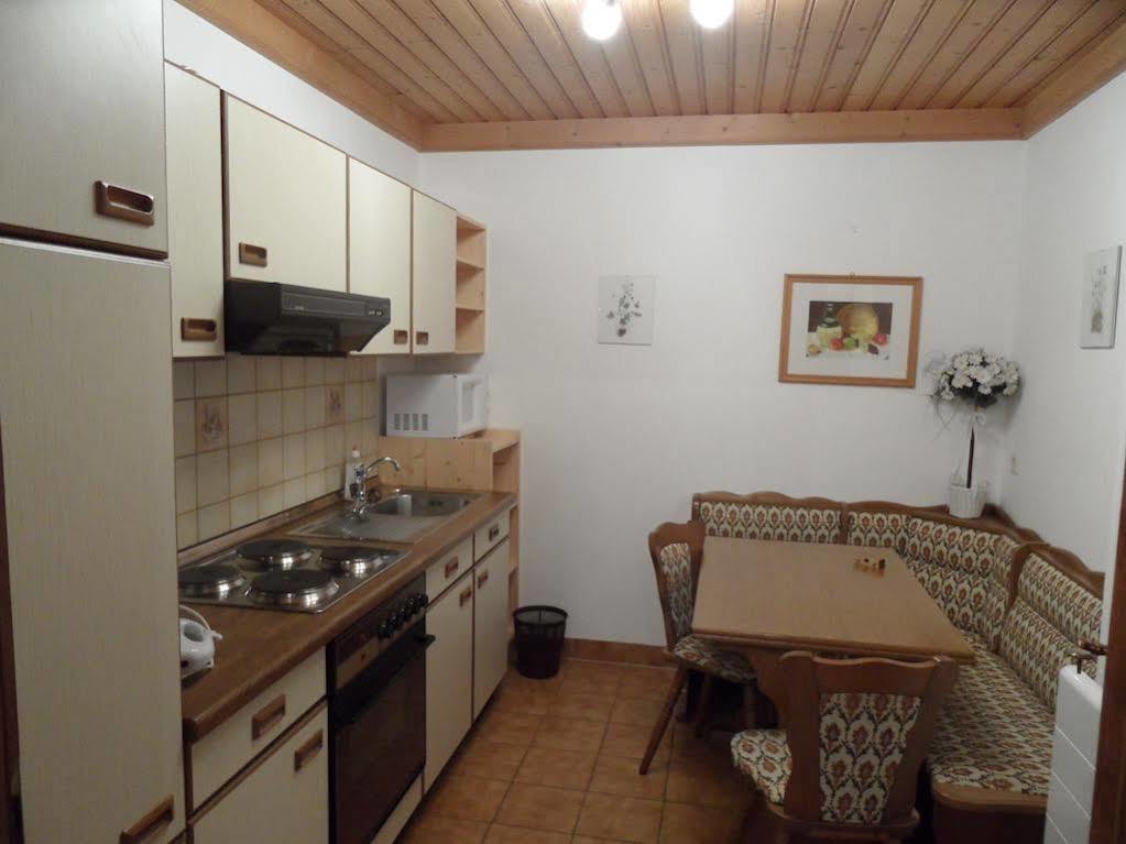 Landhaus Taxach Σάαλμπαχ-Χίντεργκλεμ Εξωτερικό φωτογραφία